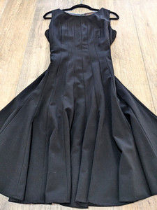 Dana Buchman Dress Womens 8 Black Sleeveless Pleated A line Zip Casual Classic